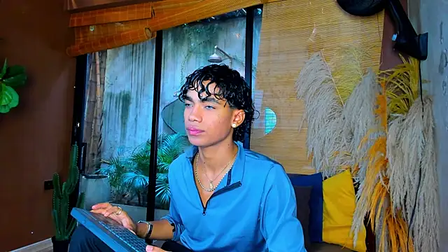 AlanCutee Pertunjukan Webcam