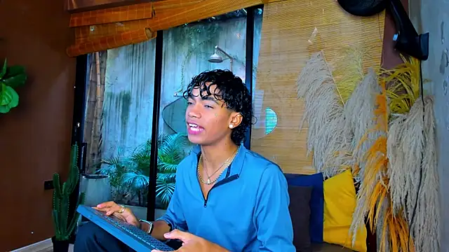 AlanCutee Webcam-Show