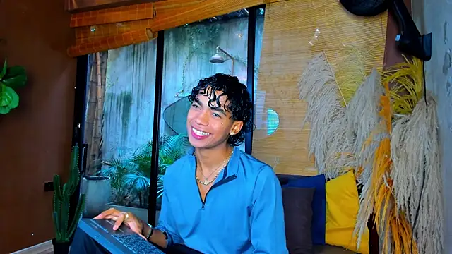 AlanCutee Webcam-Show
