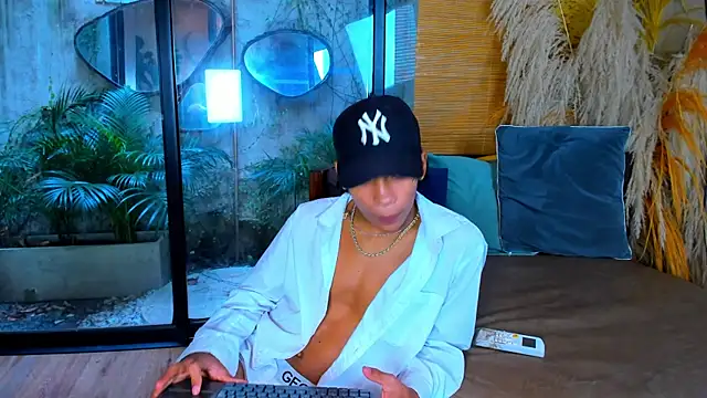 AlanCutee Pertunjukan Webcam