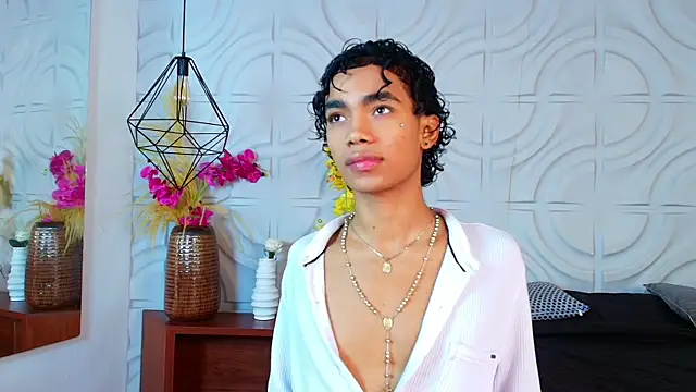 AlanCutee Webcam-Show