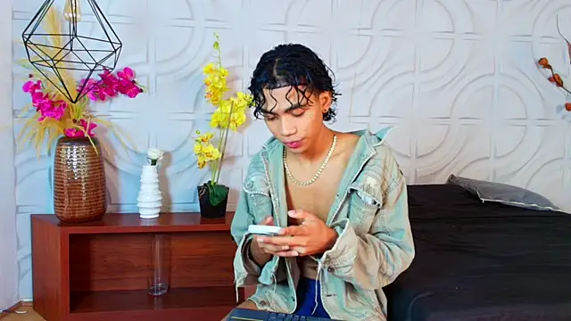 AlanCutee Show Webcam