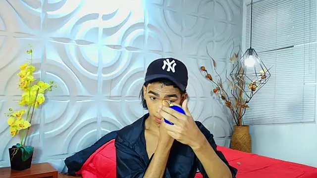 AlanCutee Webcam-Show