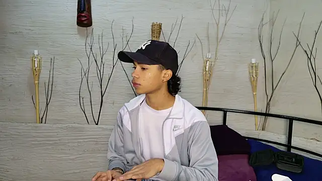 AlanCutee Webcam-Show