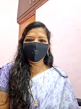 Show de Tamil_Dharani na webcam