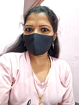 Show de Tamil_Dharani na webcam