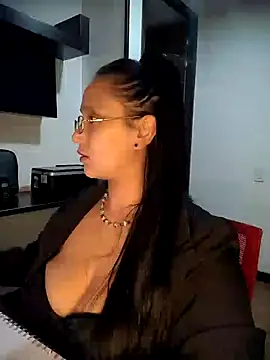 XXX chat uživo modela Esmeralda333