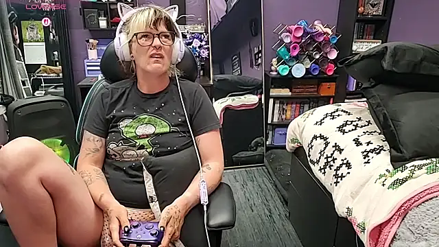 oddywithabody's Live XXX Chat