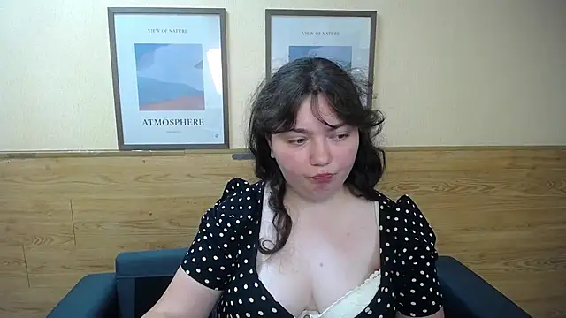 NeonilaLisova's Live XXX Chat