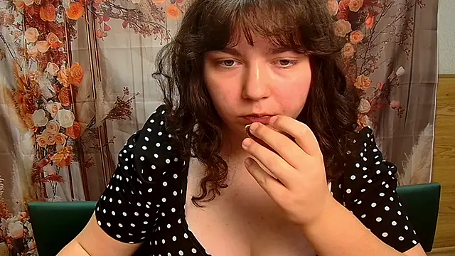 Chatroom XXX en direct de NeonilaLisova