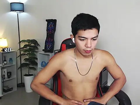 Hunky_paul 网络视讯表演