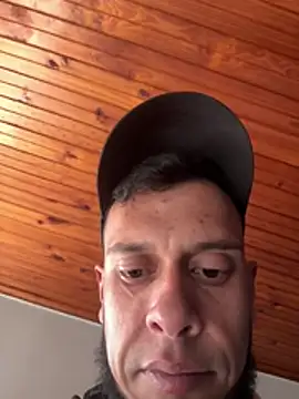 Smallboybigworld Show Webcam