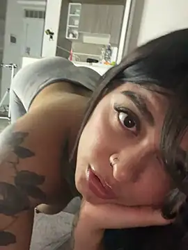 Saray_charmante Pertunjukan Webcam