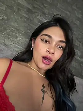 Chat +18 de Saray_charmante ao vivo