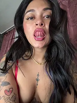 Chatroom XXX en direct de Saray_charmante
