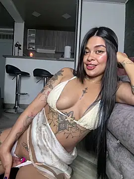 Chat XXX en directo de Saray_charmante