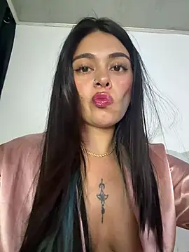 Saray_charmante's Live XXX Chat