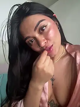 Saray_charmante – Live XXX-chat