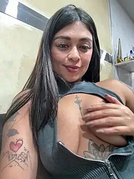 Saray_charmante's Live XXX Chat