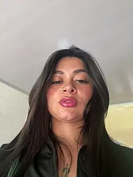 Saray_charmante's Webcam Show