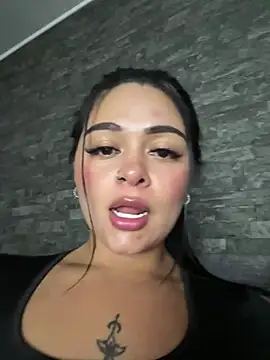 Saray_charmante's Live XXX Chat