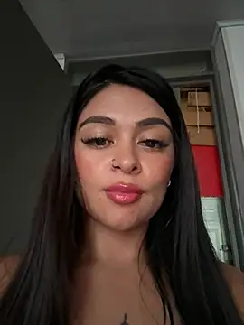 Saray_charmante Adlı Modelin Canlı XXX Sohbeti
