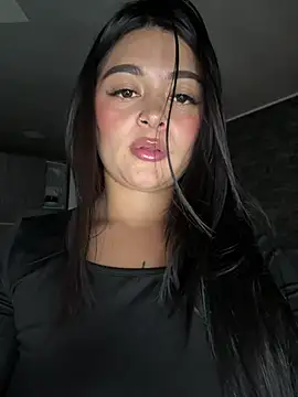 Sala de chat ao vivo de Saray_charmante