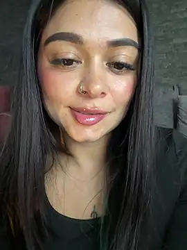 Saray_charmante – live chatrum
