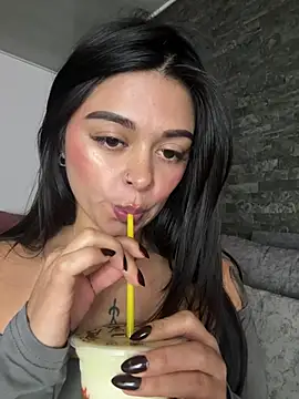 Show de Saray_charmante na webcam