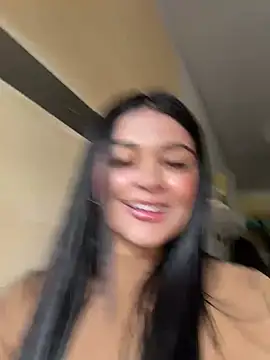 Saray_charmante Chat XXX in diretta
