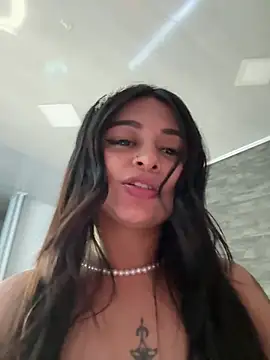 Chat XXX en directo de Saray_charmante