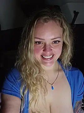 Bridgette03 Pertunjukan Webcam