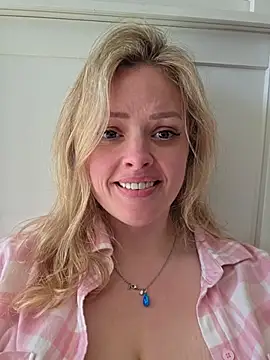 Bridgette03 Adlı Modelin Web Kamerası Şovu