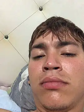 Show modela PungentMutation na web-kameri