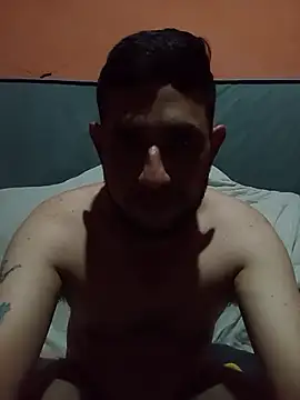 Jared221319 Show in webcam
