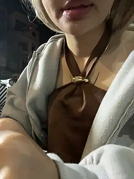 _AnneMia_ 在線直播表演