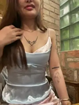 _AnneMia_ 在線直播表演