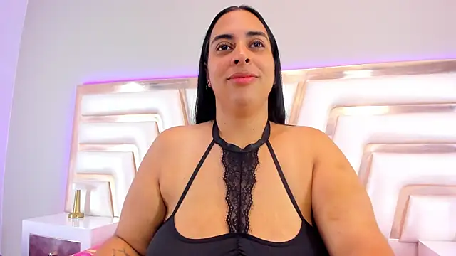 GeminisClark's Live XXX Chat