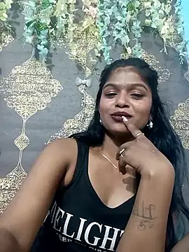 Twinkle-girl's Webcam Show