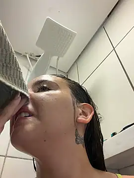 Chat +18 de AMORINHA_S2_ ao vivo