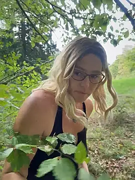 Nadja_Noir Live XXX-chat