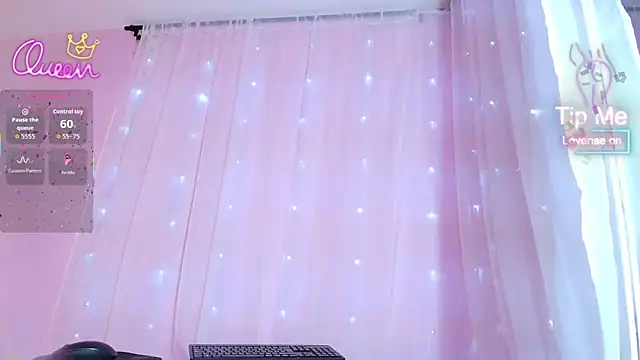 SunnyGilmoree Adlı Modelin Canlı Sohbet Odası