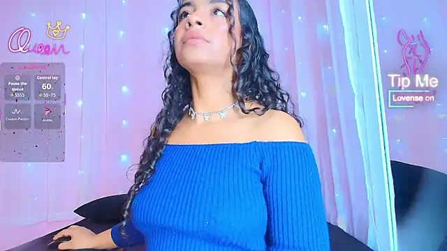 SunnyGilmoree Adlı Modelin Canlı XXX Sohbeti