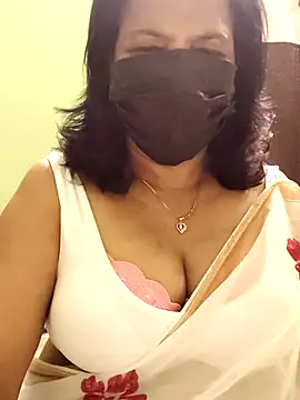 mallu_maya_dwv's Webcam Show
