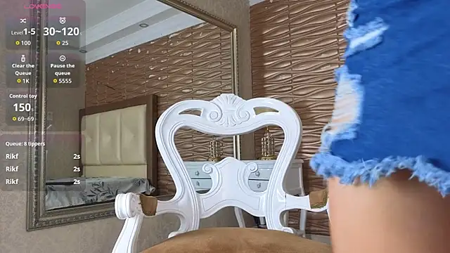 Chat XXX en directo de Miladiosa
