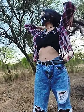 NaughtyMiuw's Live XXX Chat
