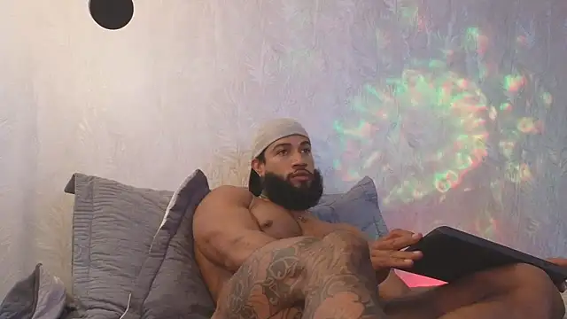 Osher_Cox's Webcam Show