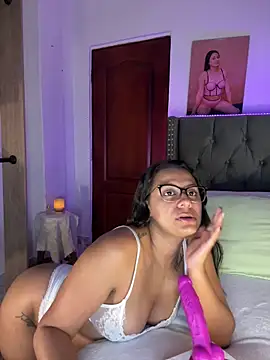 XXX chat uživo modela ema_zoe
