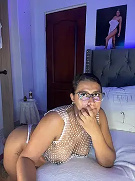 Chat XXX ao vivo de ema_zoe