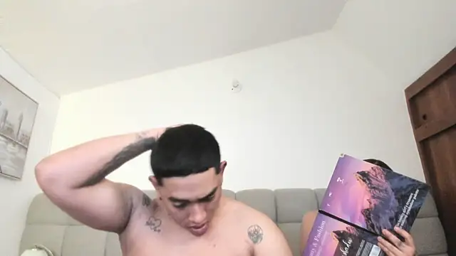 erotic_sins' Webcam Show